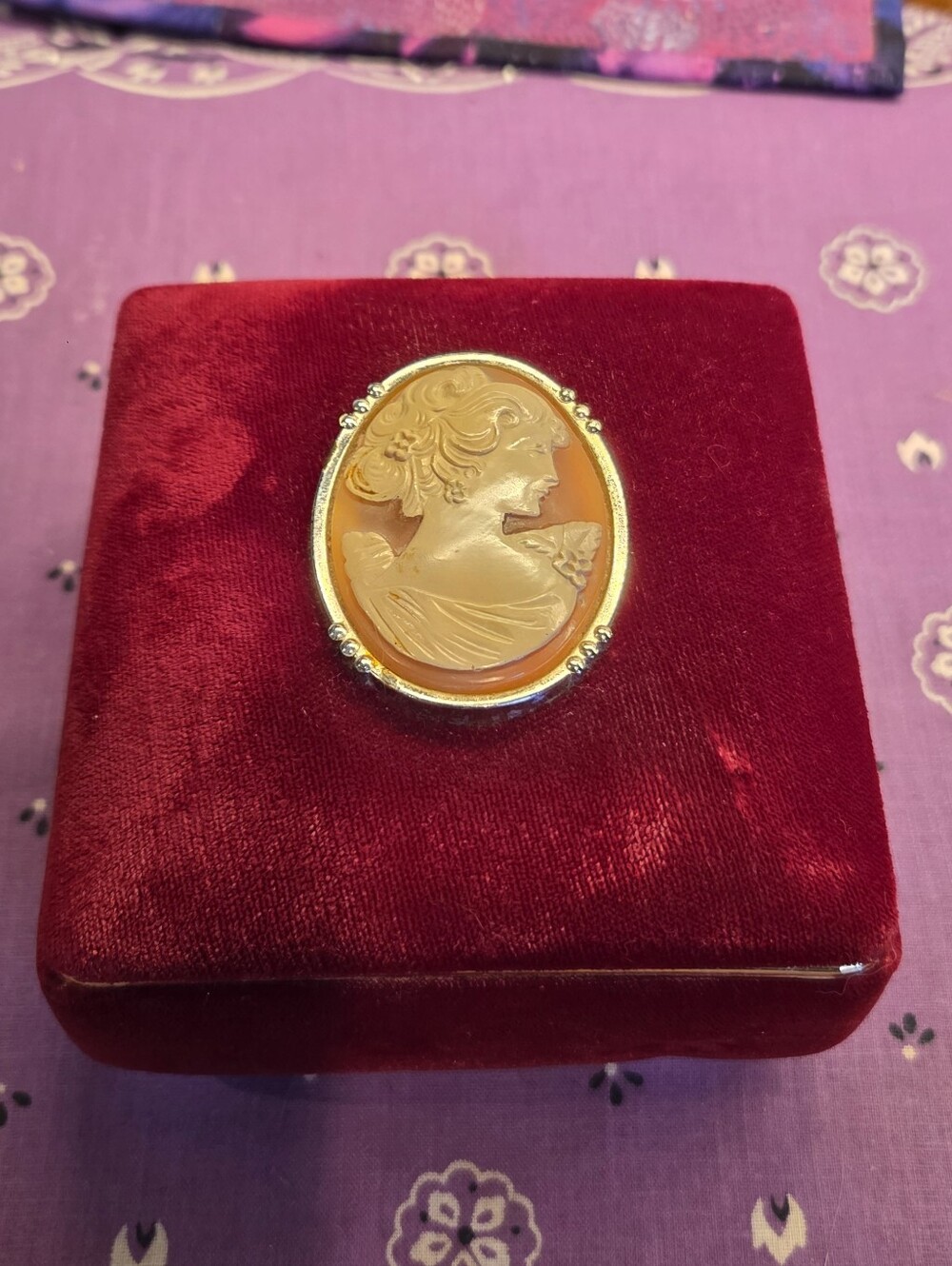 Westland Music/jewelry Box. Plays Lara's Theme. 4 1/2" X 4 1/2".